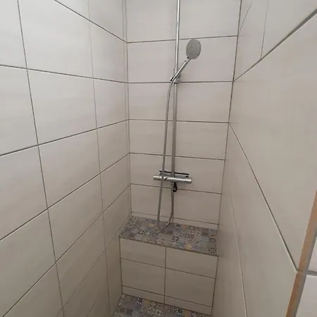 La Vue Du Chateau - Confort Apartmán